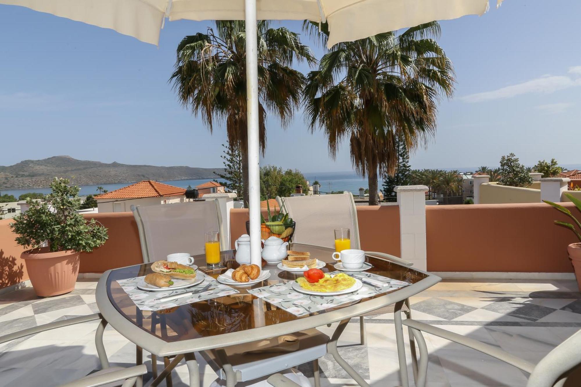 Heaven Apartments Agia Marina  Екстер'єр фото