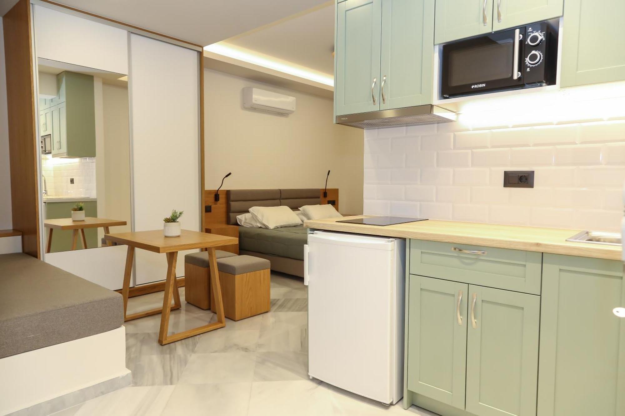Heaven Apartments Agia Marina  Екстер'єр фото