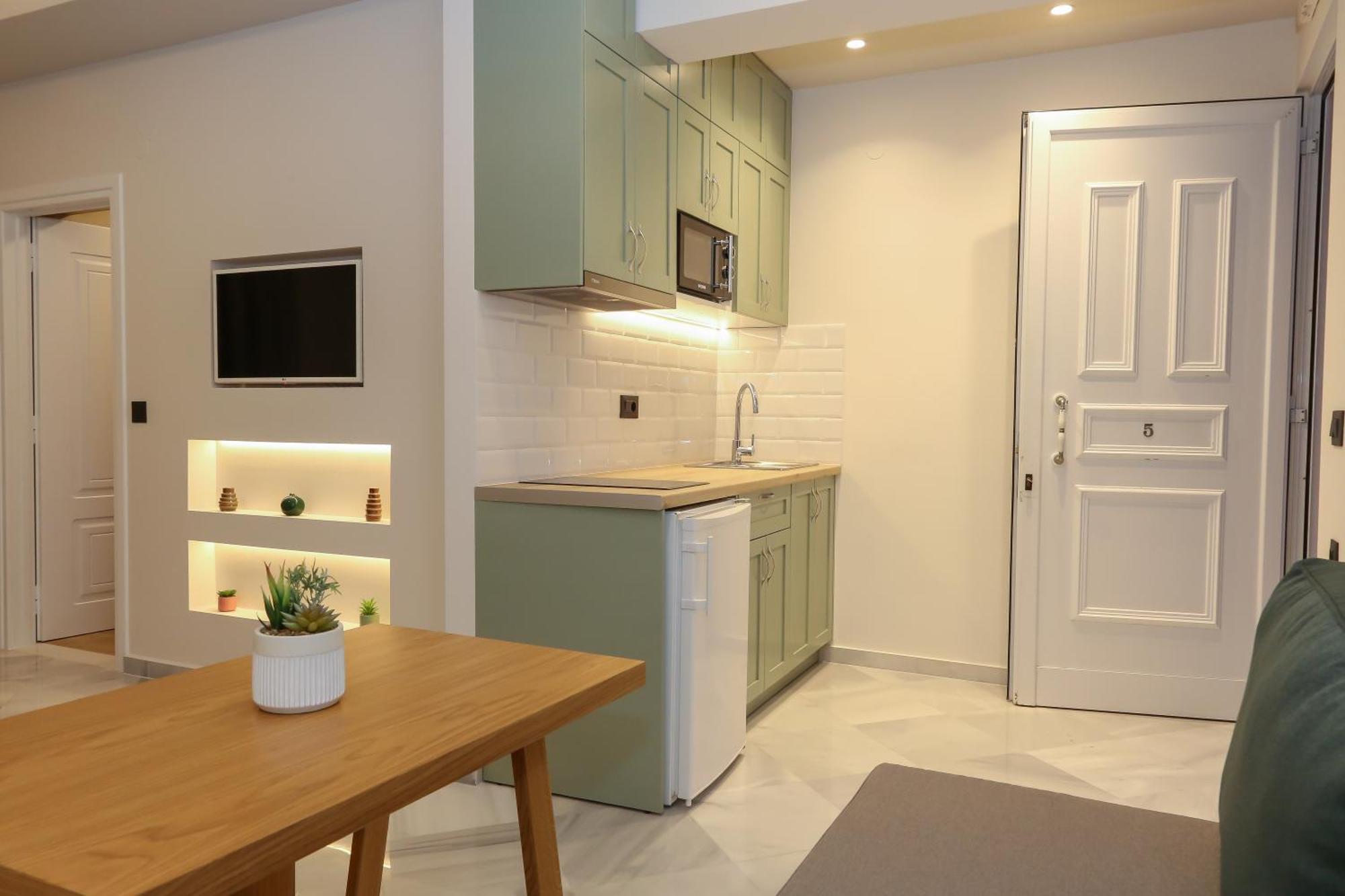 Heaven Apartments Agia Marina  Екстер'єр фото